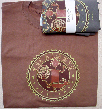 escalante excelente medallion t-shirt